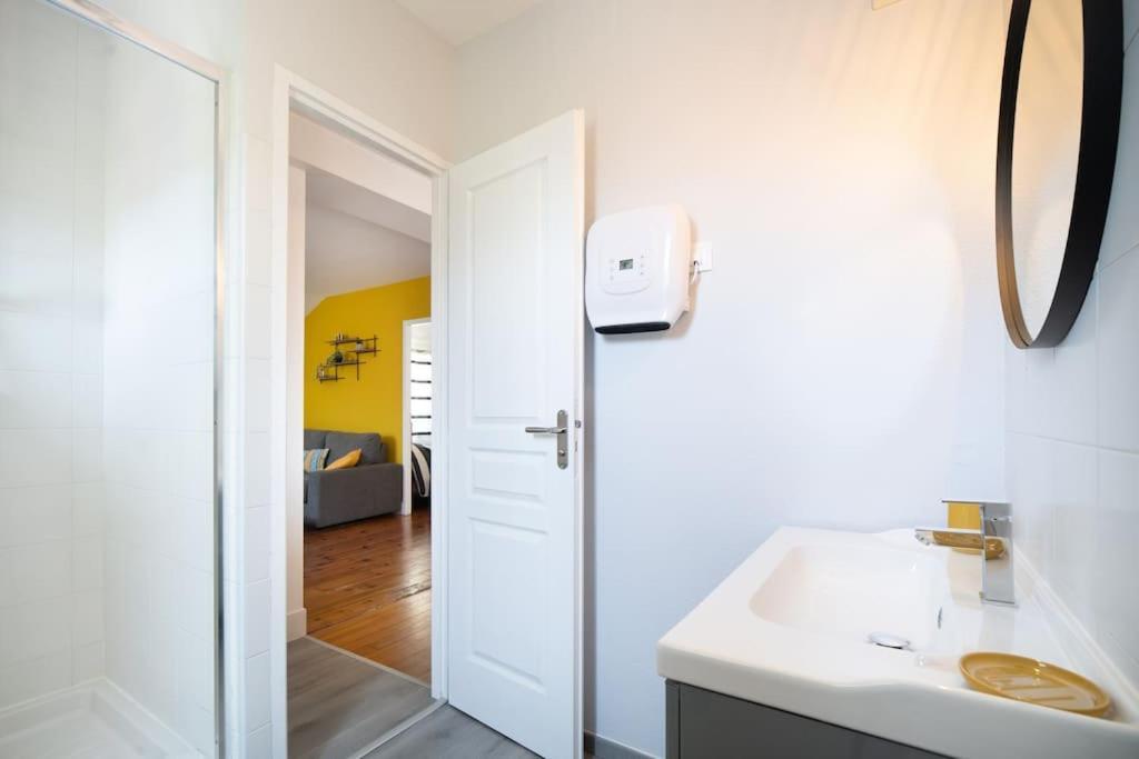L'Industriel - Lourdes Centre Apartment Luaran gambar